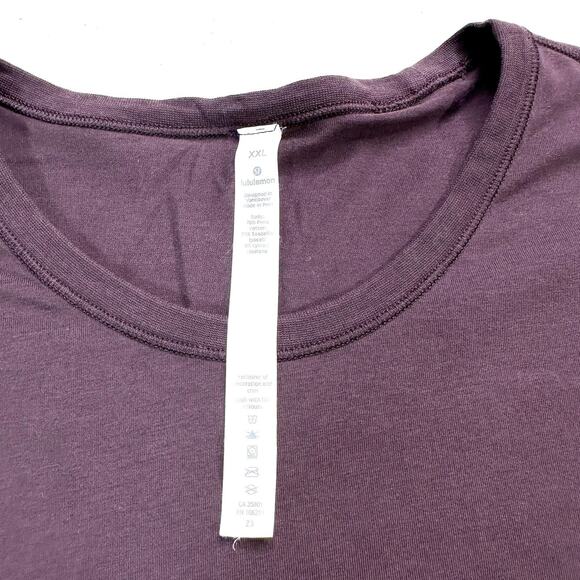 Lululemon Shirt Men’s XXL Color Eggplant Relaxed Fit Training Soft Pima Cotton - Picture 2 of 6
